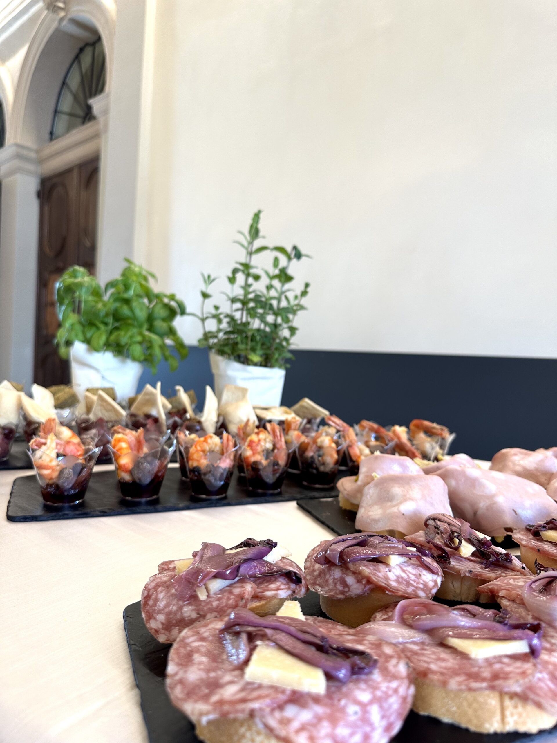 Servizio Catering Treviso | Locanda Ponte Dante | business meeting banchetto | finger food premium
